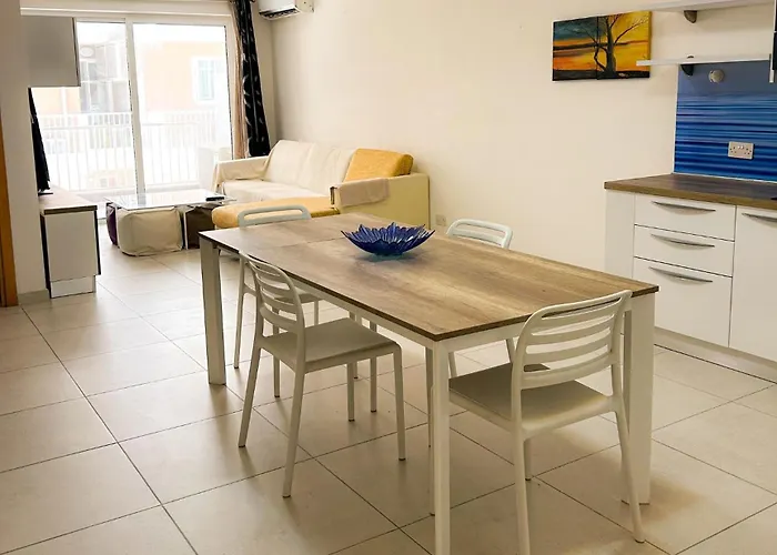 St Pauls Bay 2 Bedrooms