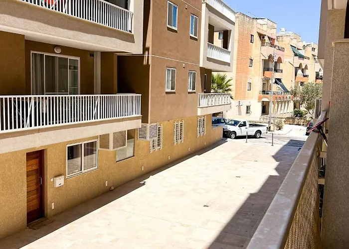 St Pauls Bay 2 Bedrooms