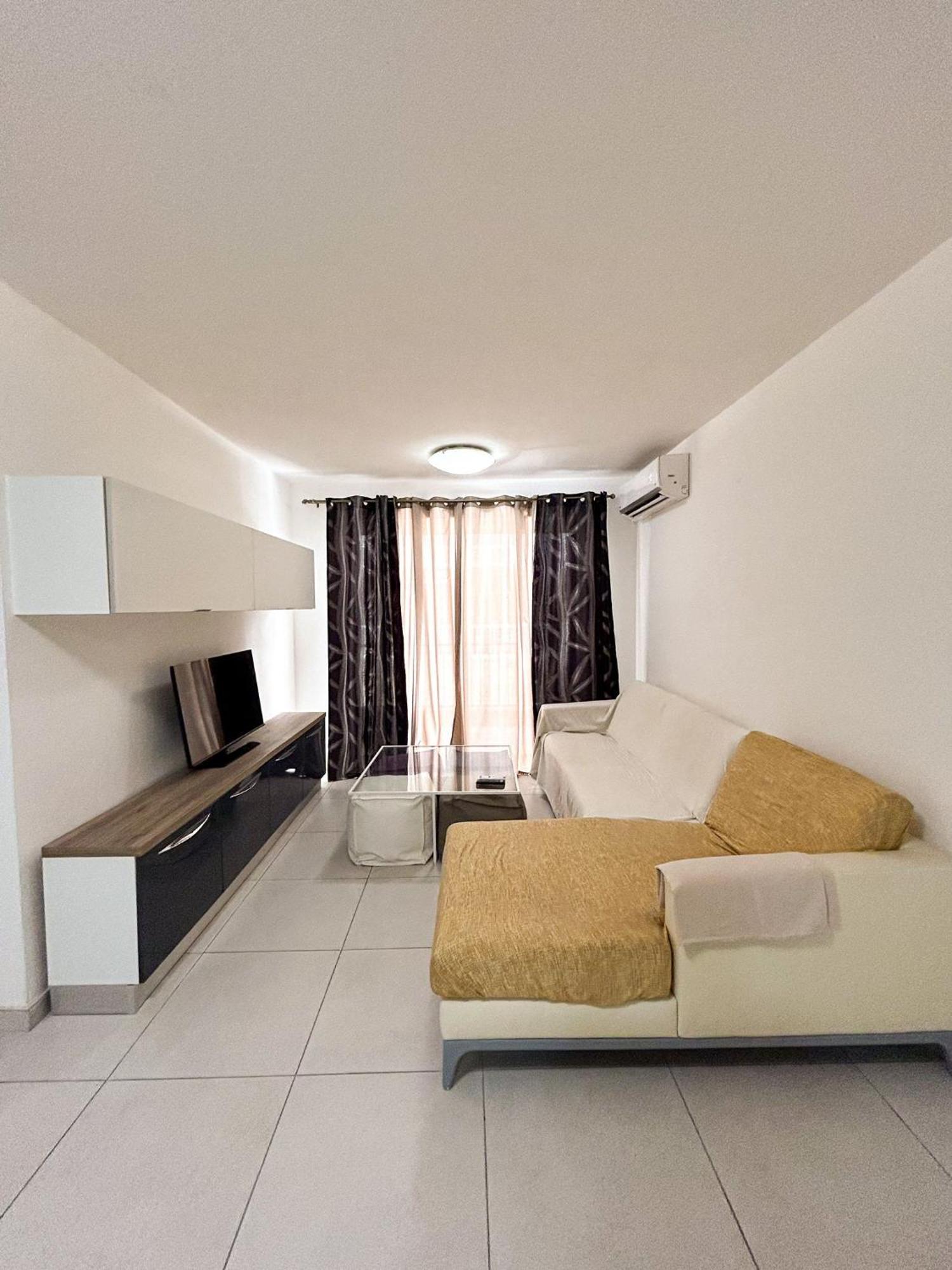 St Pauls Bay 2 Bedrooms Apartament San Pawl il-Baħar